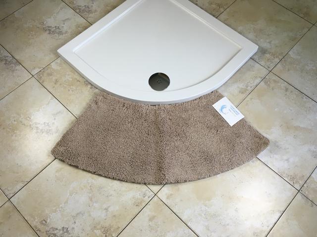 Cazsplash Medium Microfiber Curved Shower Mat For Quadrant Showers